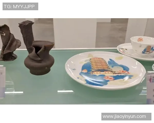 传统工艺与现代设计结合的限量版手工陶瓷奖杯模型纪念品展现独特魅力